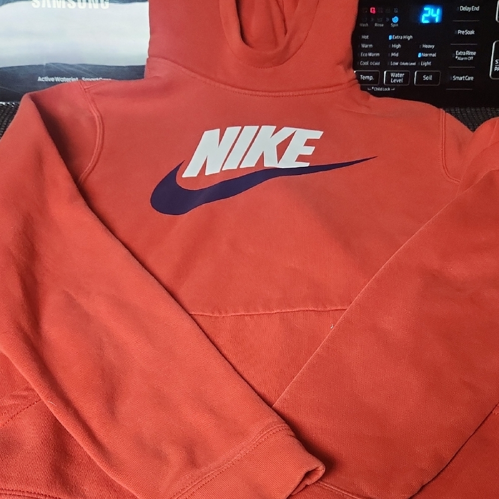Nike Crimson Sweatshirt with Logo